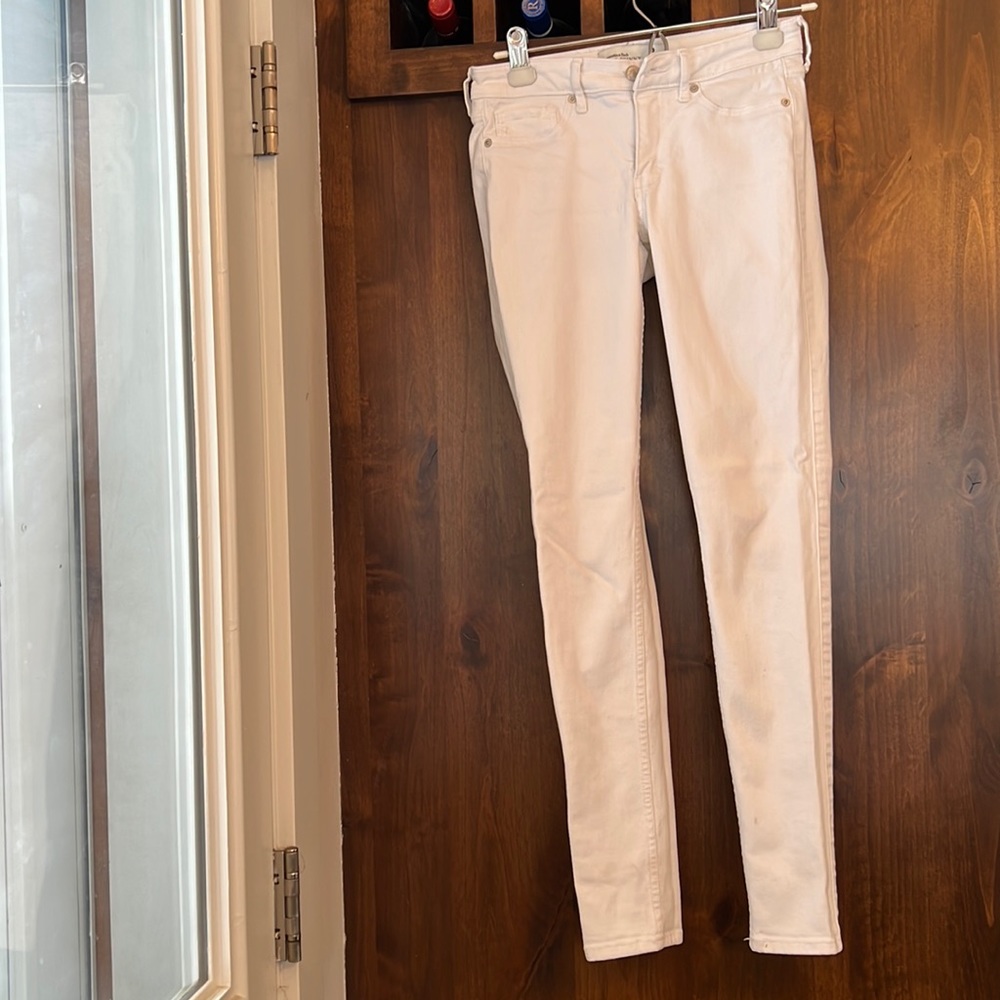Abercrombie & Fitch white super skinny jeans - Picture 1 of 4